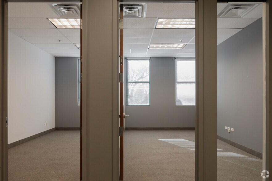 More Photos Of 19751 E Mainstreet, Parker Office For Lease