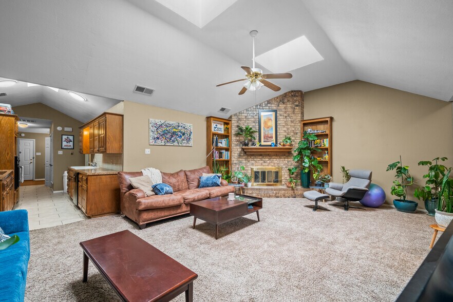 More Photos Of , Lubbock Multifamily For Sale