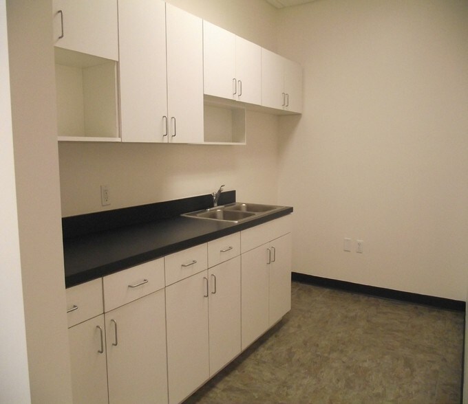 More Photos Of 2701-2703 Rew Cir, Ocoee Office Residential For Lease