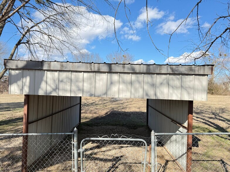 More Photos Of 12525 Old Highway 99, Seminole Warehouse For Sale