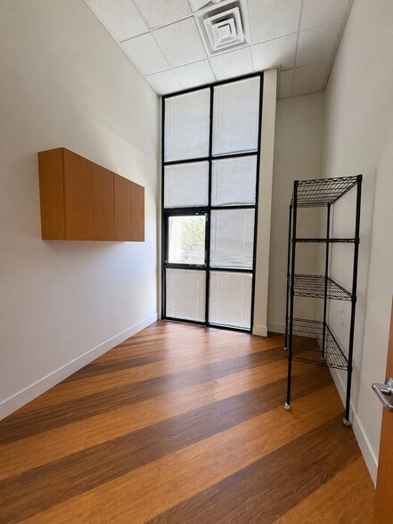 More Photos Of 5052-5092 S Jones Blvd, Las Vegas Medical For Lease