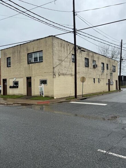 More Photos Of 1421 S Main St, High Point Office For Lease