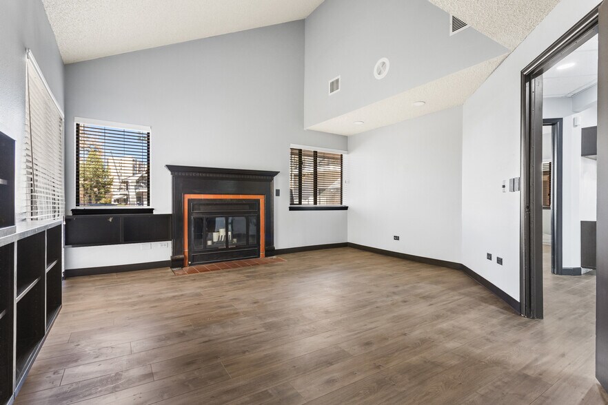 More Photos Of 1231 S Parker Rd, Denver Medical For Sale