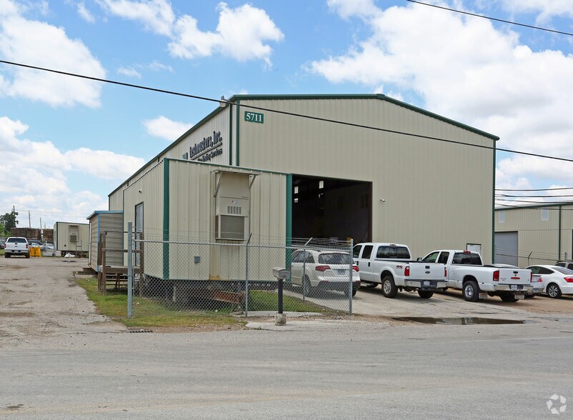 Primary Photo Of 5711 Cunningham Rd, Houston Manufacturing For Lease
