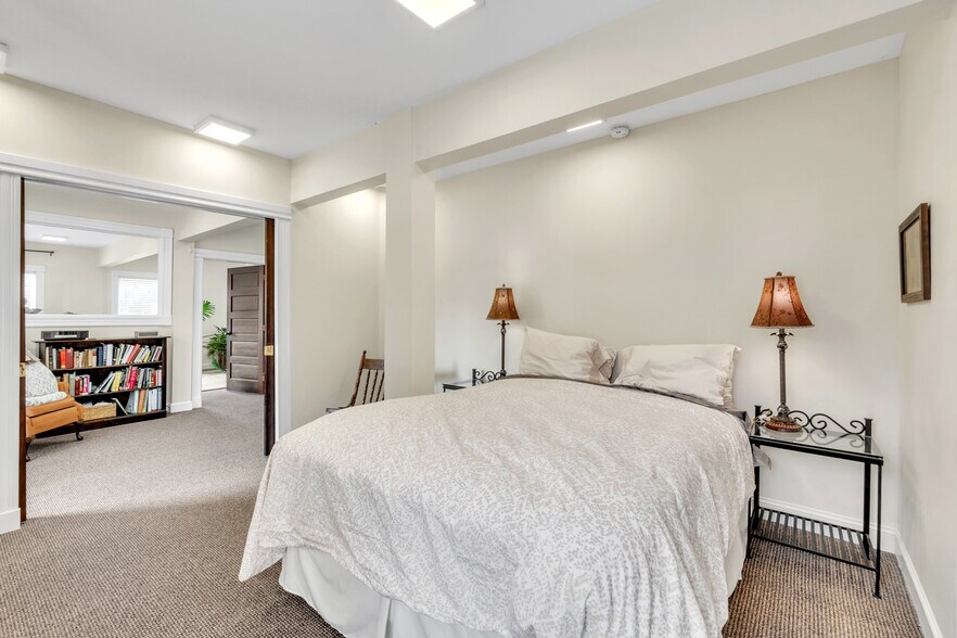 More Photos Of 1 Princeton St, Jefferson Restaurant For Sale