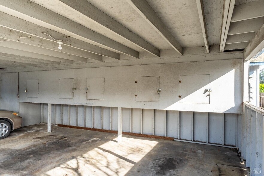 More Photos Of 649 Leslie St, Ukiah Apartments For Sale