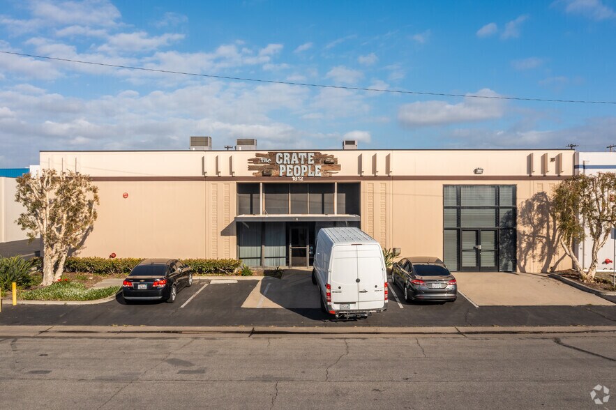 More Photos Of 1812 N American St, Anaheim Manufacturing For Lease