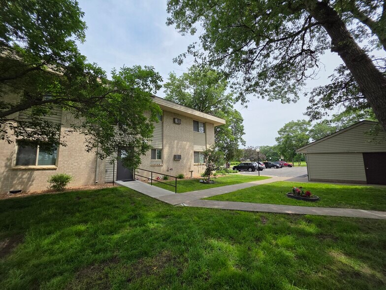More Photos Of 3040 Bridge St NW, Saint Francis Apartments For Sale