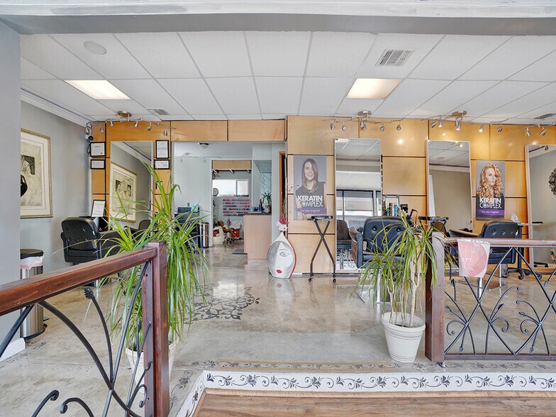 More Photos Of 4124-4126 E Anaheim St, Long Beach General Retail For Sale