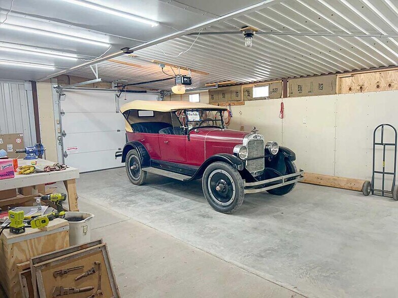 More Photos Of 301 E Calvary Rd, Fort Davis Specialty For Sale