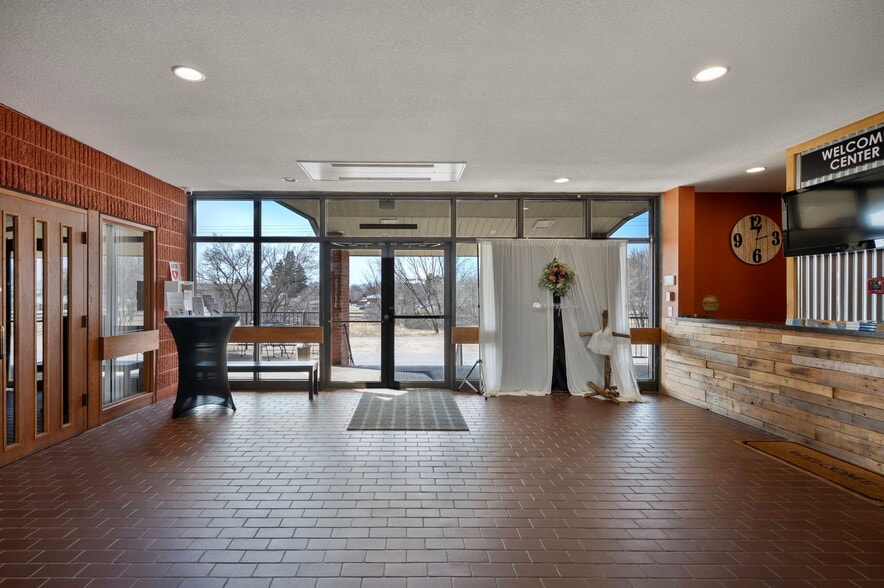 More Photos Of 114 Dahlin ave, Isanti Specialty For Sale