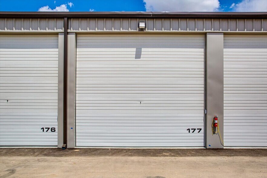 More Photos Of 7373 S Federal Way, Boise Self Storage For Sale