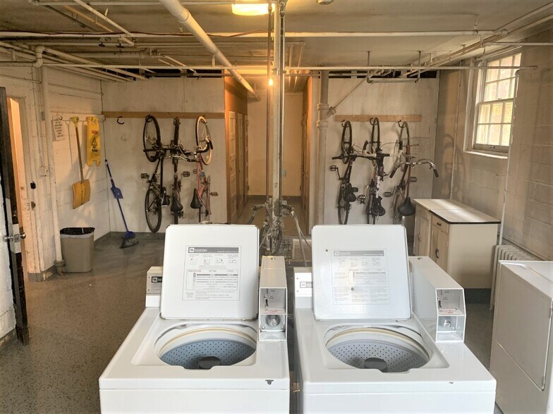 More Photos Of 3322 Blaisdell Ave, Minneapolis Apartments For Sale