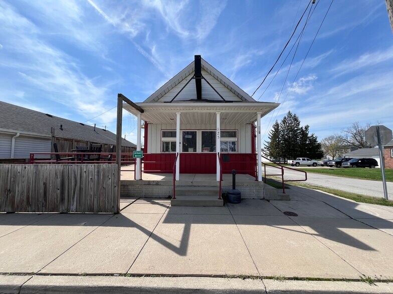 Primary Photo Of 125 N Adrian Hwy, Lyons Restaurant For Sale