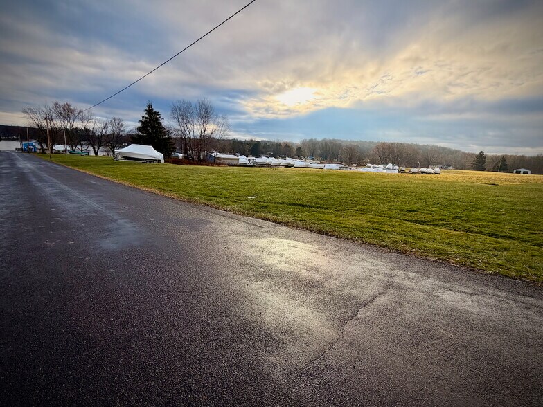 More Photos Of 306 King St, Sterling Land For Sale