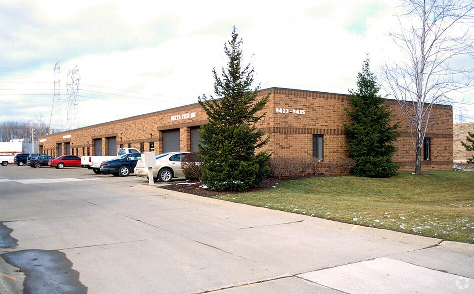 More Photos Of 9423-9435 Mercantile Dr, Mentor Manufacturing For Lease