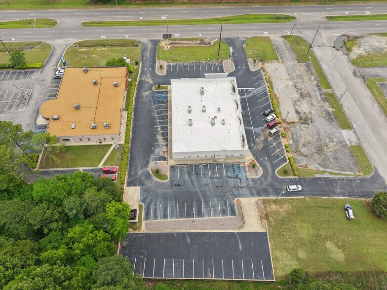More Photos Of 1090 9th Ave SW, Bessemer Medical For Sale