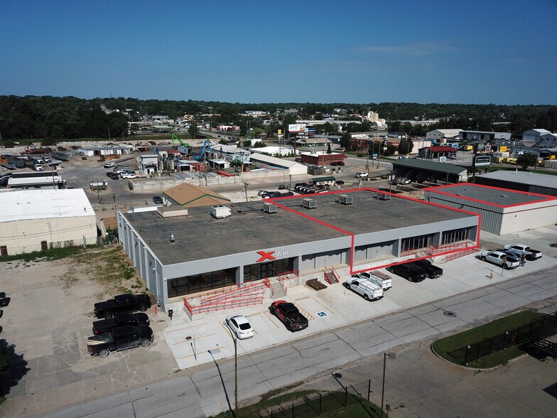 Primary Photo Of 2720 N 84th St, Omaha Warehouse For Sale
