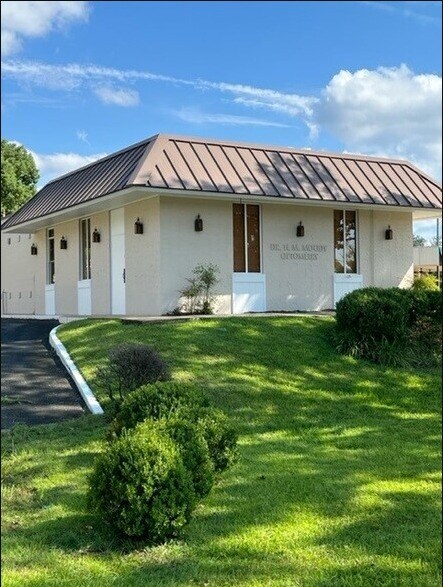Primary Photo Of 1881 Northwood Center Blvd, Tallahassee General Retail For Lease