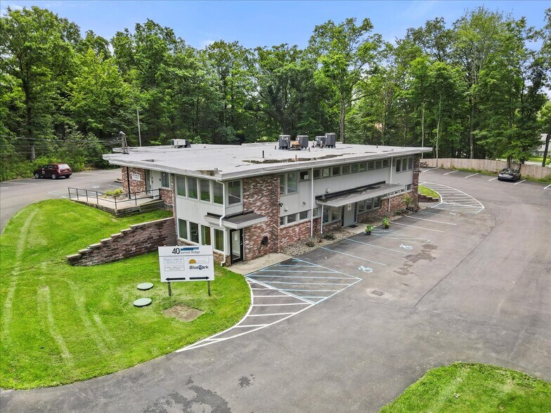 More Photos Of 40 Sunset Ridge Rd, New Paltz Medical For Sale