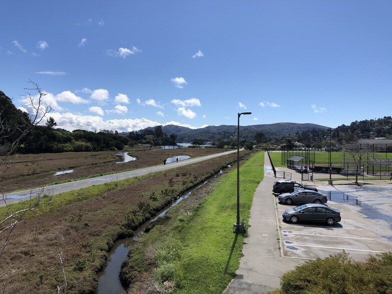 More Photos Of 650 E Blithedale Ave, Mill Valley Loft Creative Space For Lease