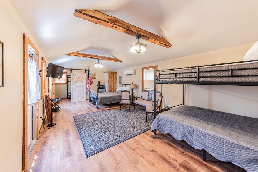 More Photos Of 140 E Commerce Ave, Grand Rivers Lodge Meeting Hall For Sale