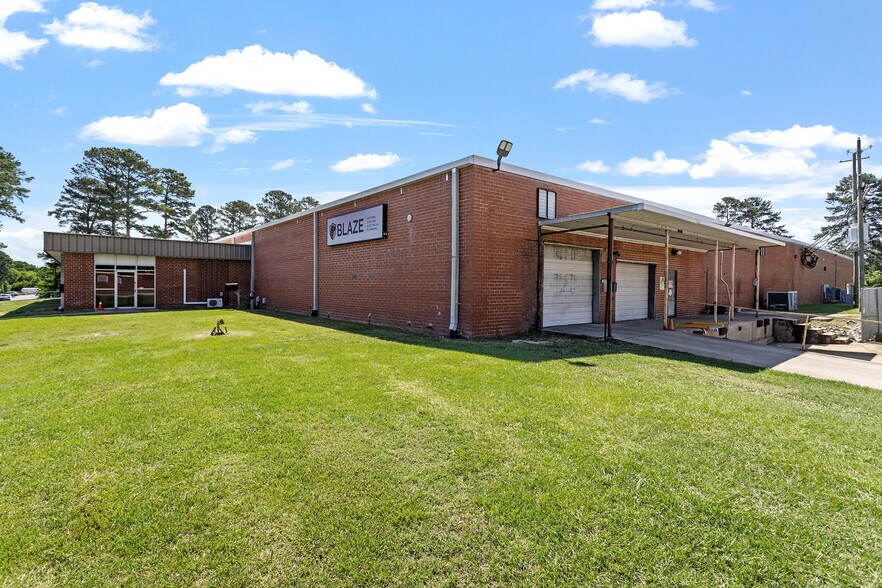 More Photos Of 500 E Gannon Ave, Zebulon Manufacturing For Lease