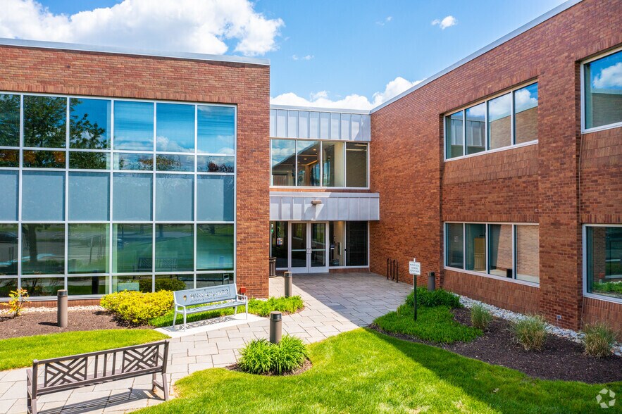 More Photos Of 110 Gibraltar Rd, Horsham Township Office For Lease