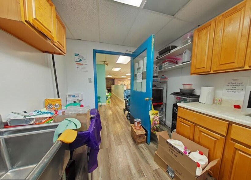 More Photos Of 2943-47 Reed St, Philadelphia Daycare Center For Sale