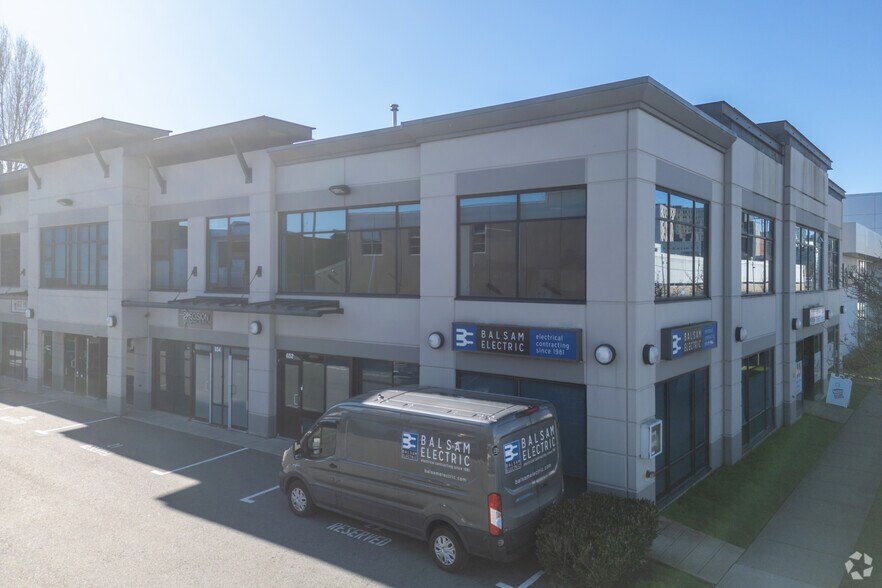 More Photos Of 656 Evans Av, Vancouver Warehouse For Sale