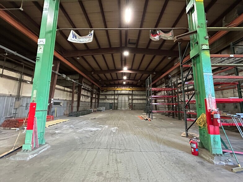 More Photos Of 2117 Old Union Rd, Buffalo Manufacturing For Lease