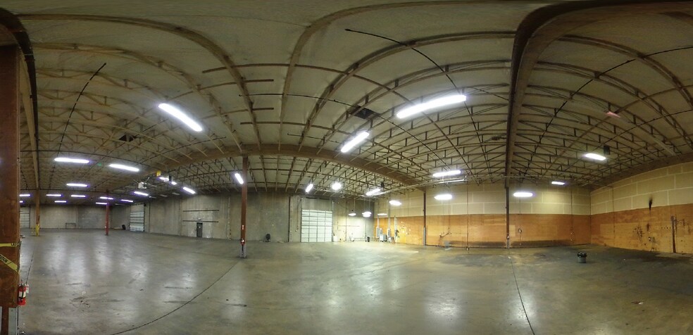 More Photos Of 12815 NE 178th St, Woodinville Warehouse For Lease
