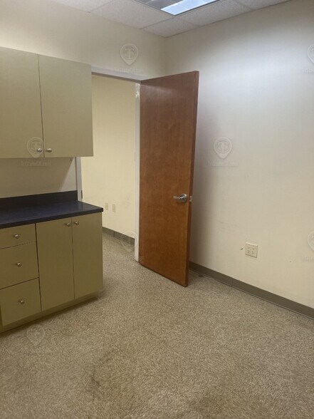 More Photos Of 161 Madison Ave, New York Medical For Lease