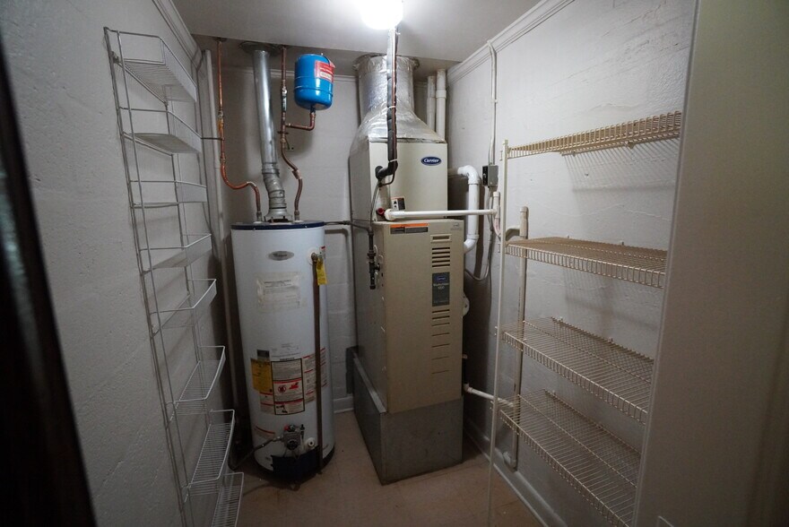 More Photos Of 706 Jay St, Jefferson City Apartments For Sale