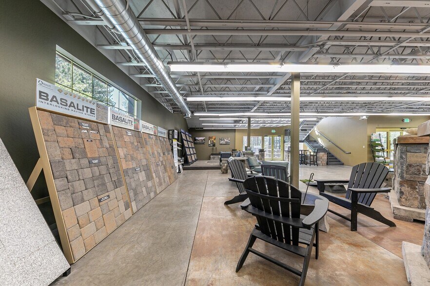 More Photos Of 10642 Pioneer Trl, Truckee Freestanding For Sale
