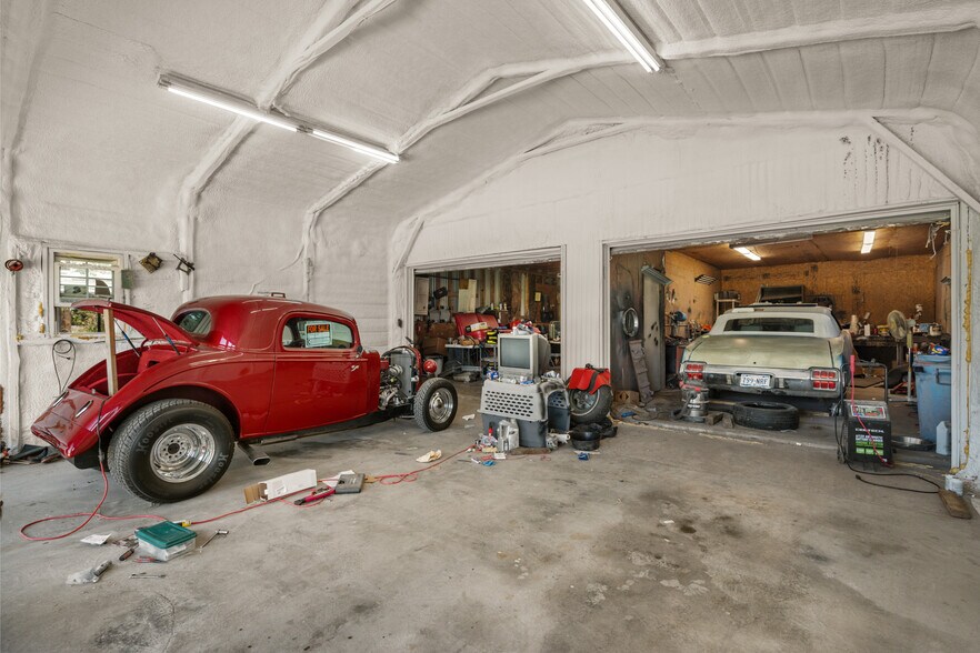 More Photos Of 5792 FM 6, Josephine Showroom For Sale