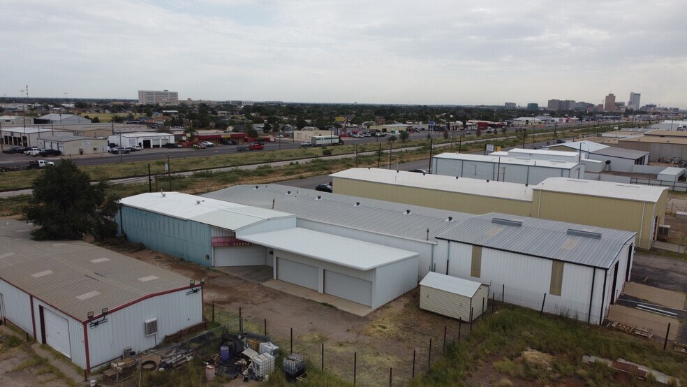 More Photos Of 2901 Industrial Ave, Midland Warehouse For Lease