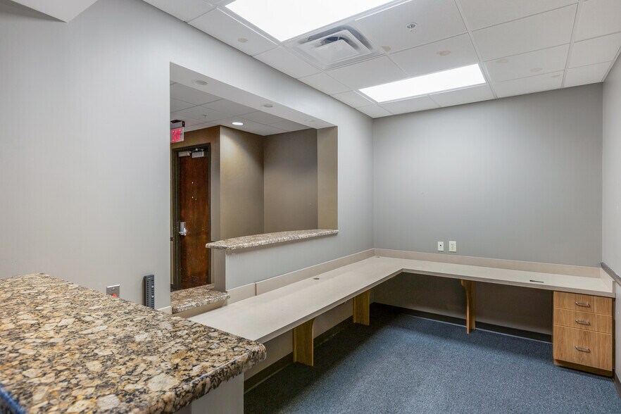 More Photos Of 245 Village Center Pky, Stockbridge Medical For Lease