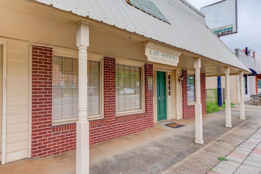 More Photos Of 115 W Court House Sq, Cumming Medical For Sale