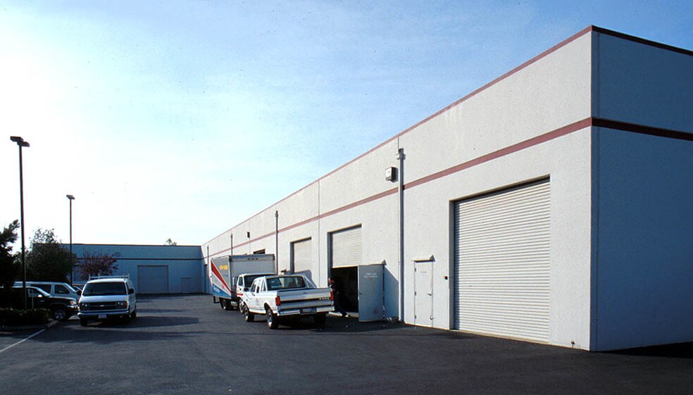 More Photos Of 4095 Delmar Ave, Rocklin Warehouse For Lease