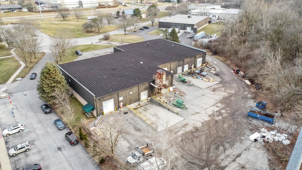 More Photos Of 4091-4099 Venture Pl, Groveport Warehouse For Sale