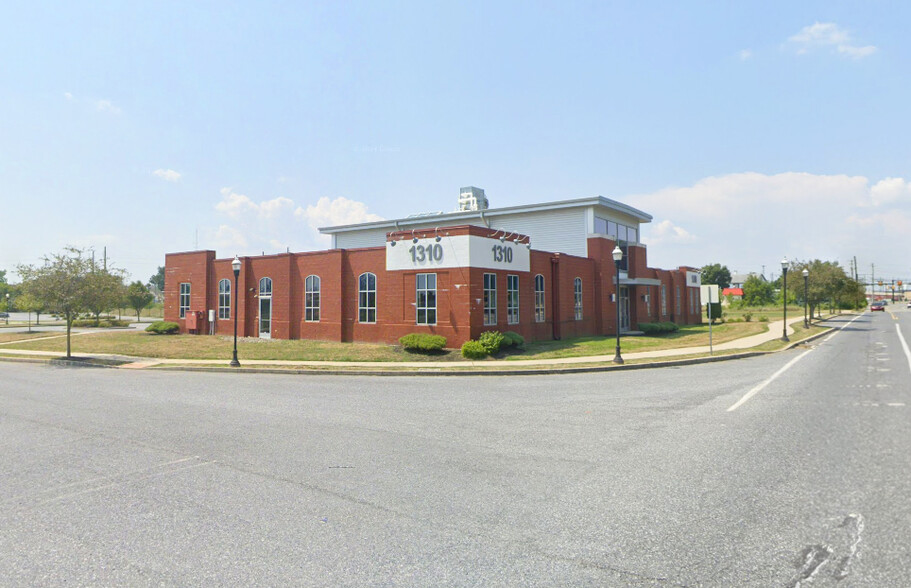 Primary Photo Of 1310 Marshall Ave, Lancaster Office For Lease