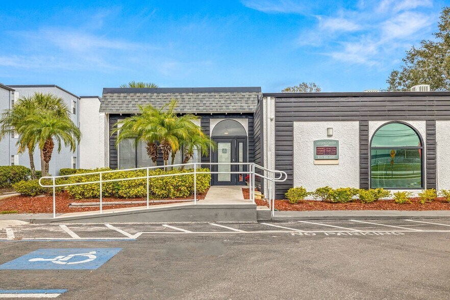 More Photos Of 7315 W Hanna Ave, Tampa Apartments For Sale