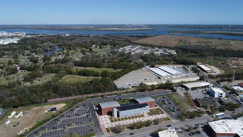 More Photos Of 1142 Morrison Dr, Charleston Lodge Meeting Hall For Lease