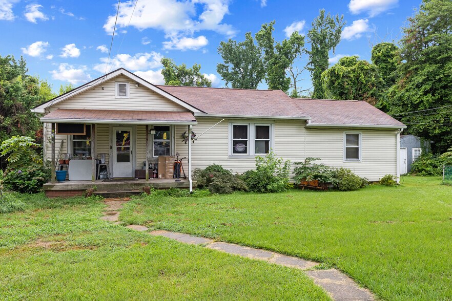 More Photos Of 8002 Fort Smallwood Rd, Baltimore Apartments For Sale