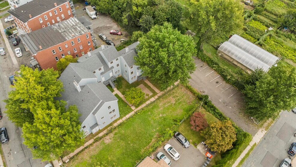 More Photos Of 270-276 Bellevue St, Hartford Apartments For Sale