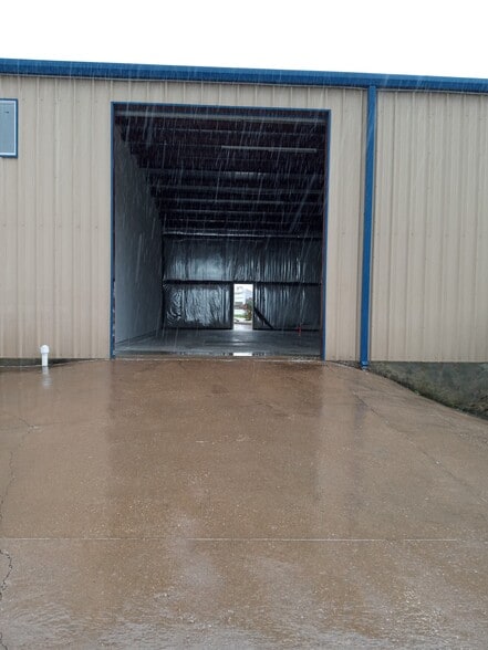 More Photos Of 20 FM 1791 Rd, Huntsville Self Storage For Lease