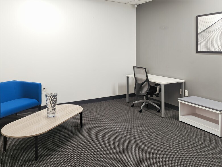 More Photos Of 6200 Stoneridge Mall Rd, Pleasanton Coworking Space