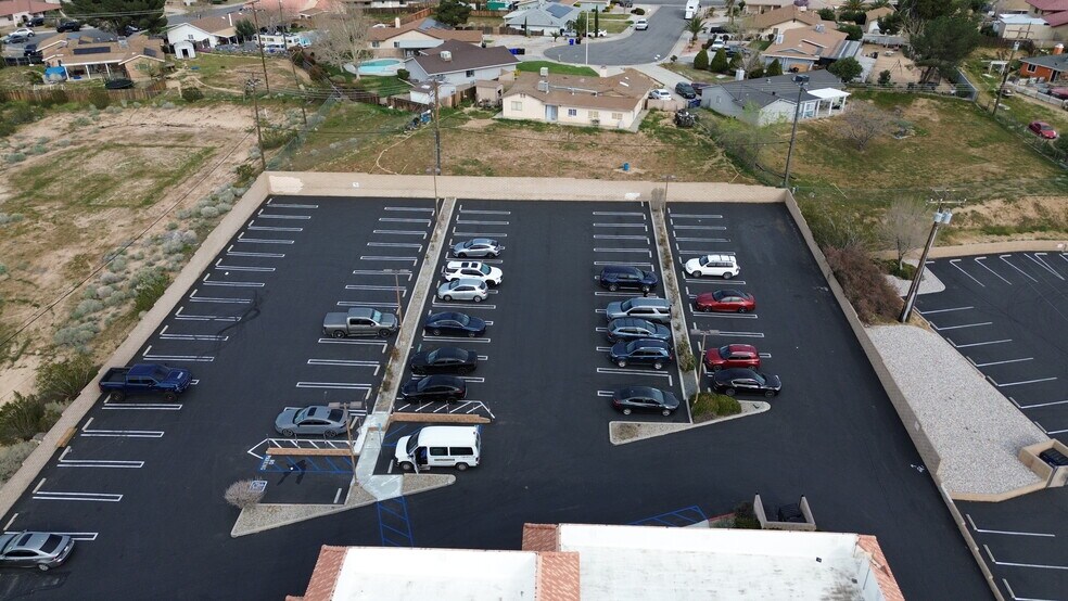 More Photos Of 14075 Hesperia Rd, Victorville Medical For Sale