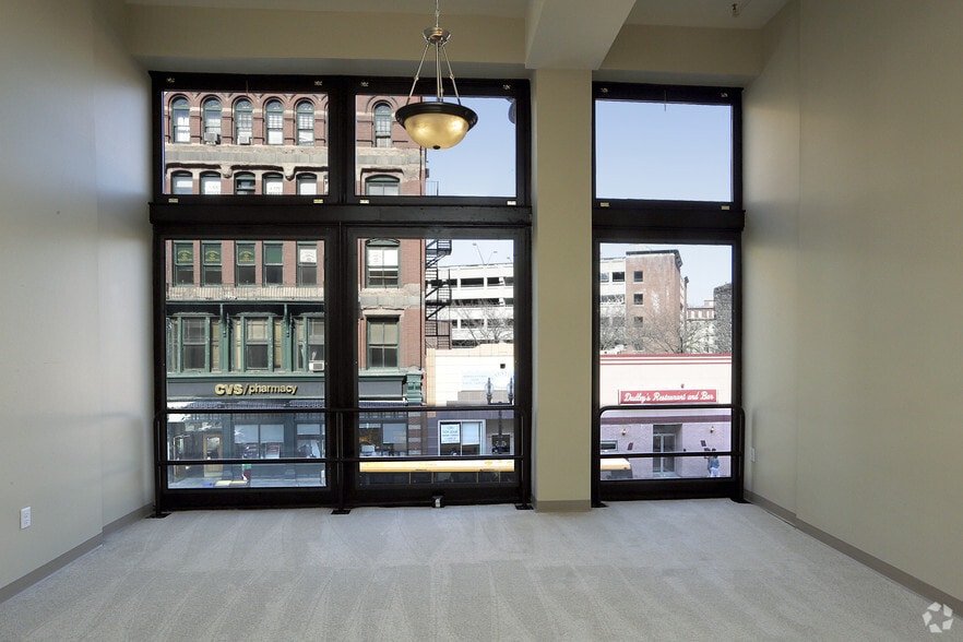 More Photos Of 24 Merrimack St, Lowell Apartments For Sale